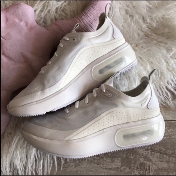 NWT Nike Air Max Dia Special Edition - Picture 5 of 8